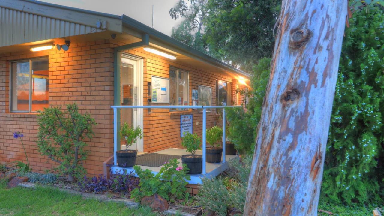 Cobar Caravan Park Exterior photo